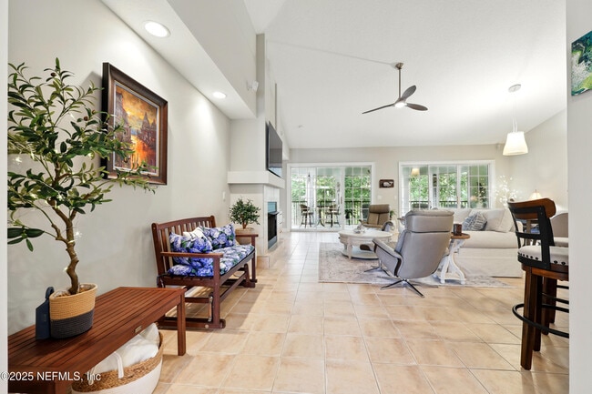 Photo - 330 N Shore Cir Unit 1122