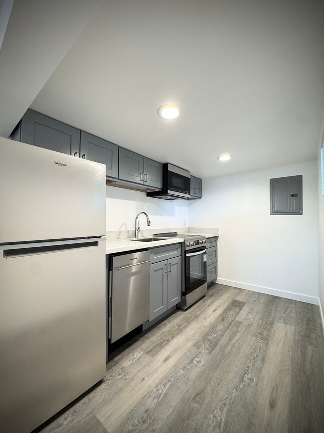 Photo - 6701 39th Ave SW Unit C