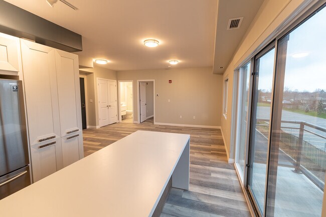 Photo - 6479 Montrose Rd