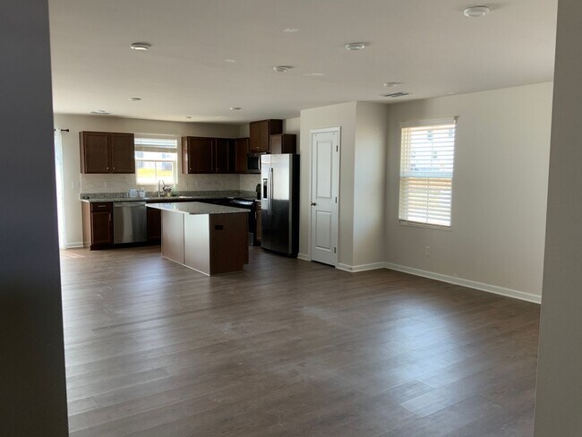 Photo - Rental in Spring Hill TN