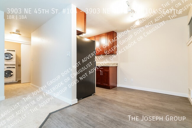 Photo - 3903 NE 45th St Unit 3903 NE 45th St. #104 Seattle
