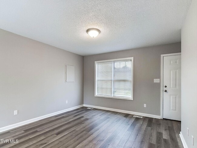 Photo - 754 Old Stage Rd