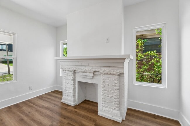 Photo - 1321 NE 9th St