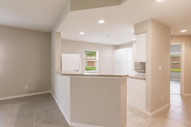Photo - 27490 Palmesta Circle Unit 38