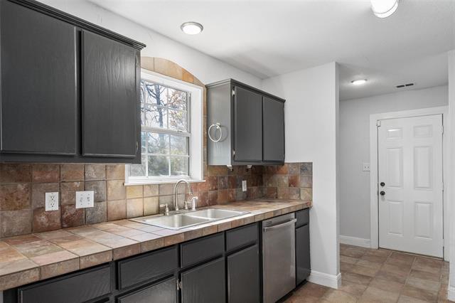 Photo - 617 Tupuna Dr