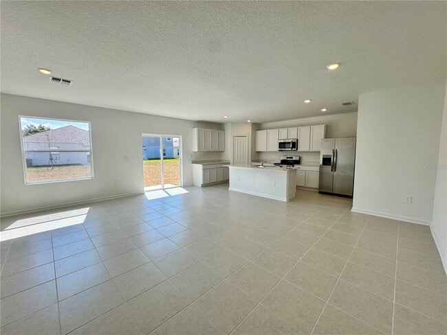 Photo - 405 Kayden Cv