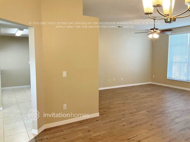 1005 Pelican Ln
