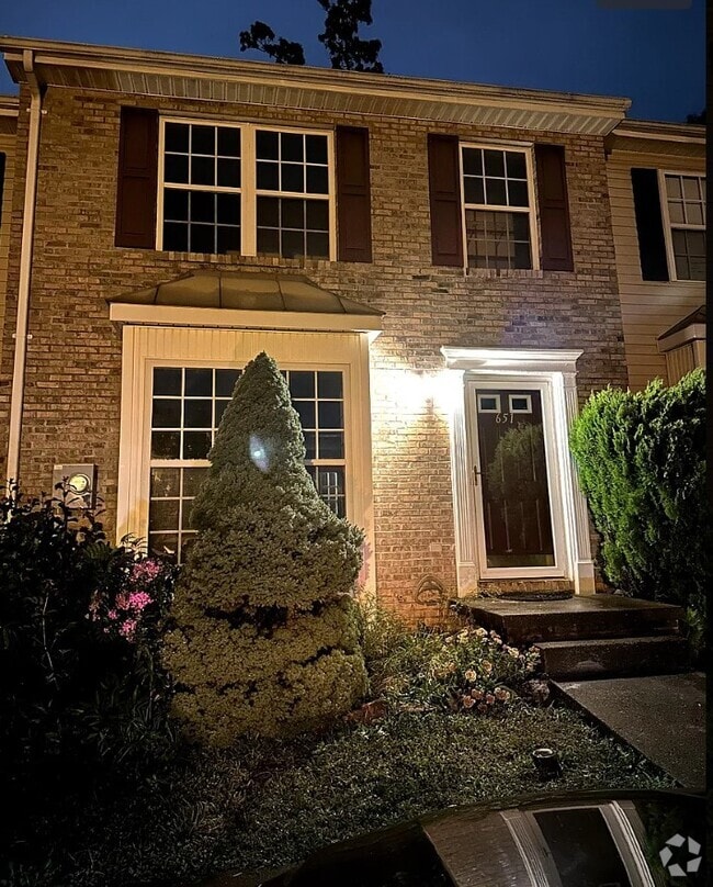 Building Photo - 651 Stonewall Dr Rental