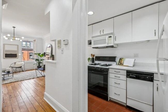 Photo - 299 8th St