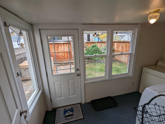 Photo - 1033 12th Ave