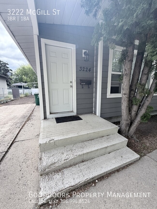 Photo - 3222 McGill St