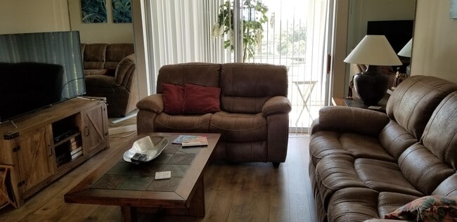 Photo - 3465 Via Poinciana