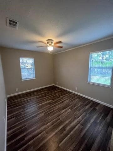Photo - 5404 Roberts St