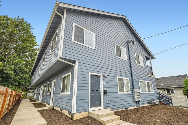 Building Photo - 4783 NE 108th Ave