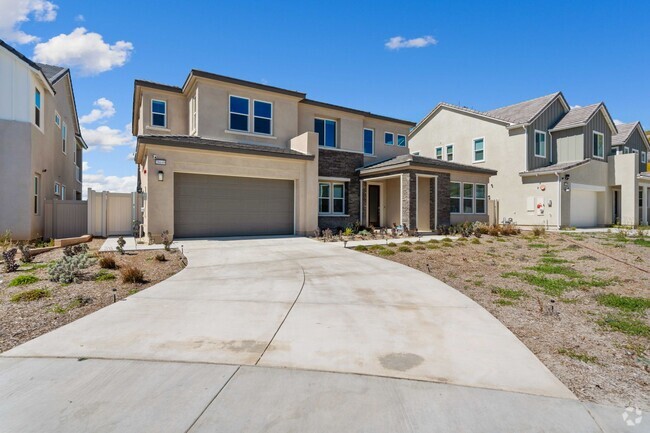 Building Photo - COMING SOON! Skyline Community 4 Bedroom H... Rental