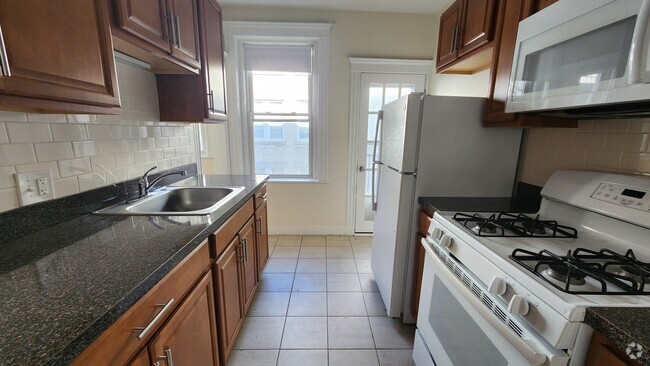 Building Photo - 120 Washington St Unit 127-44 Rental