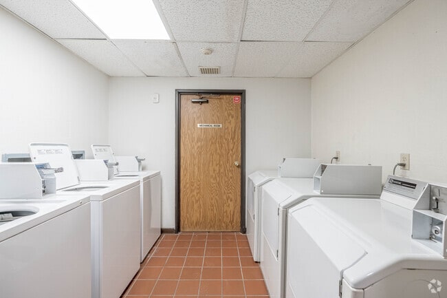 Laundry - Hoover Estates