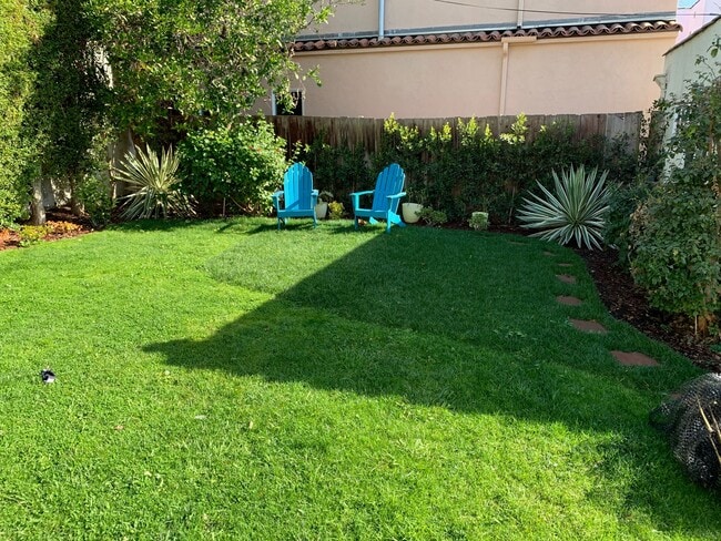 Garden View - 1158 Hi Point St Unit 1