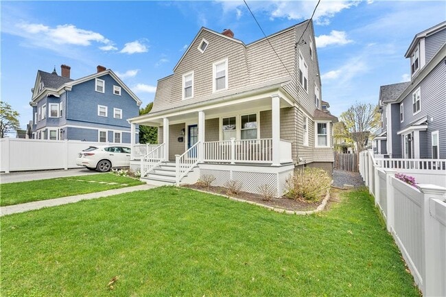 Photo - 12 Observatory Ave