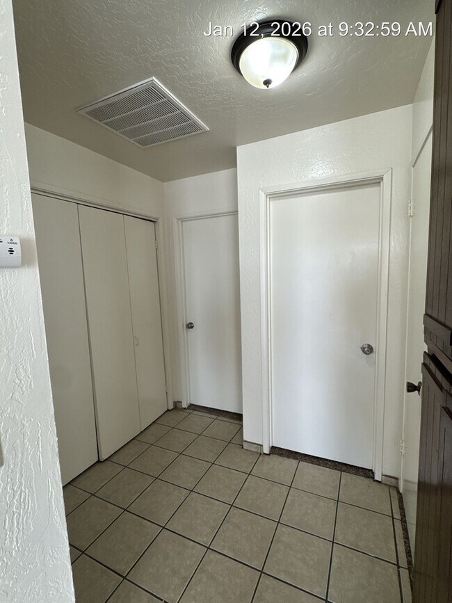 Photo - 2954 Unit 800