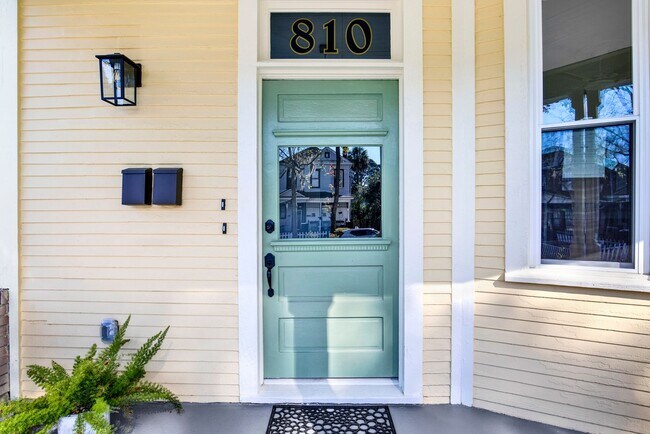 Photo - Eastside Beauty Unidad B