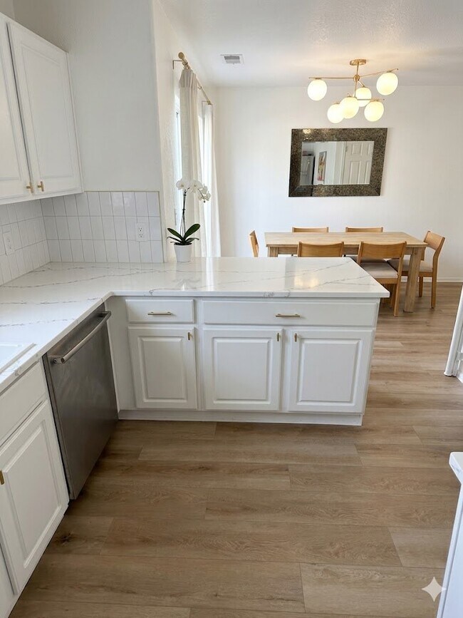 Photo - 1337 S Danube Ct
