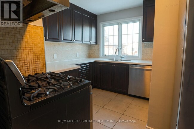 Photo - 17 Strode Dr