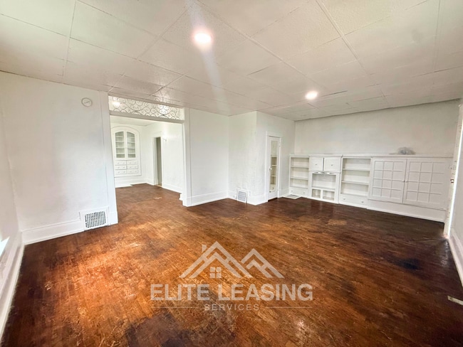 Photo - 1529 SW Polk St Unit Front