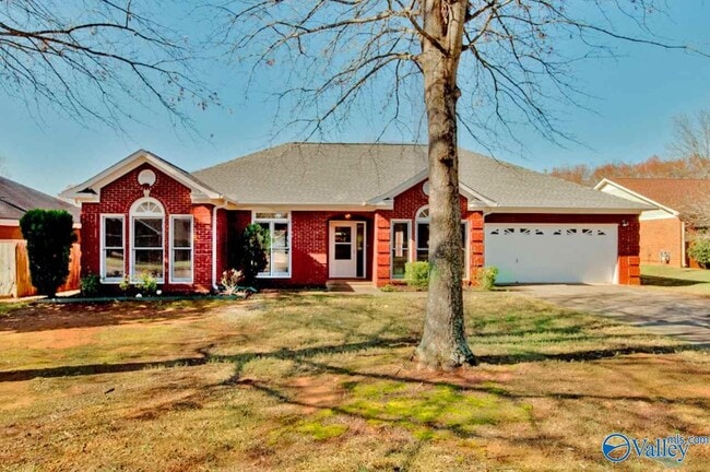 Building Photo - 97 S Interlaken Dr Rental