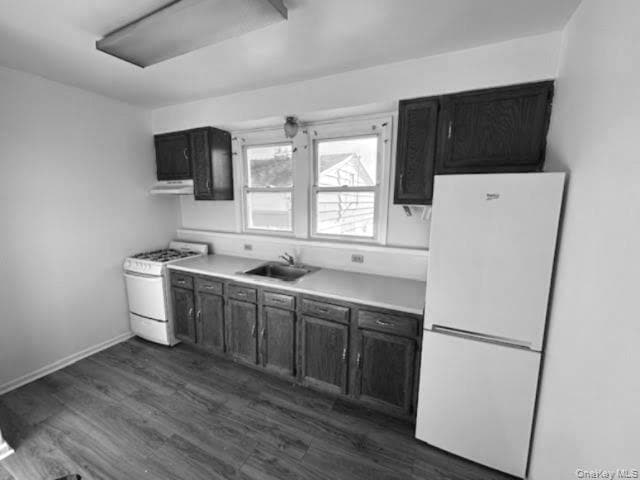 Photo - 50 Huber Pl Unidad 2nd Floor Rear