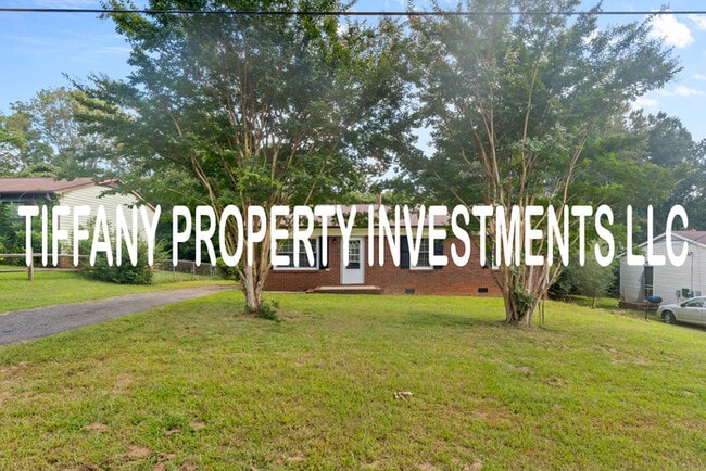 Building Photo - 654 Dundeen Dr Rental