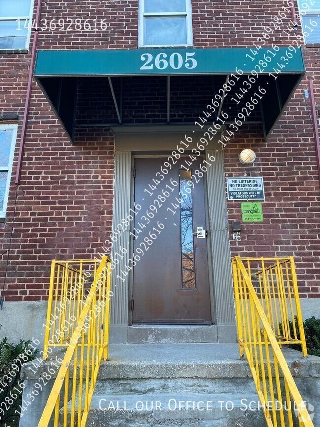 Building Photo - 2605 Fairview Ave Unit Apt D