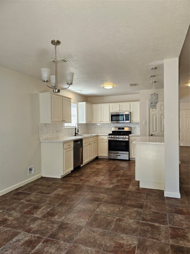 Photo - 16027 Cypress Trace Dr