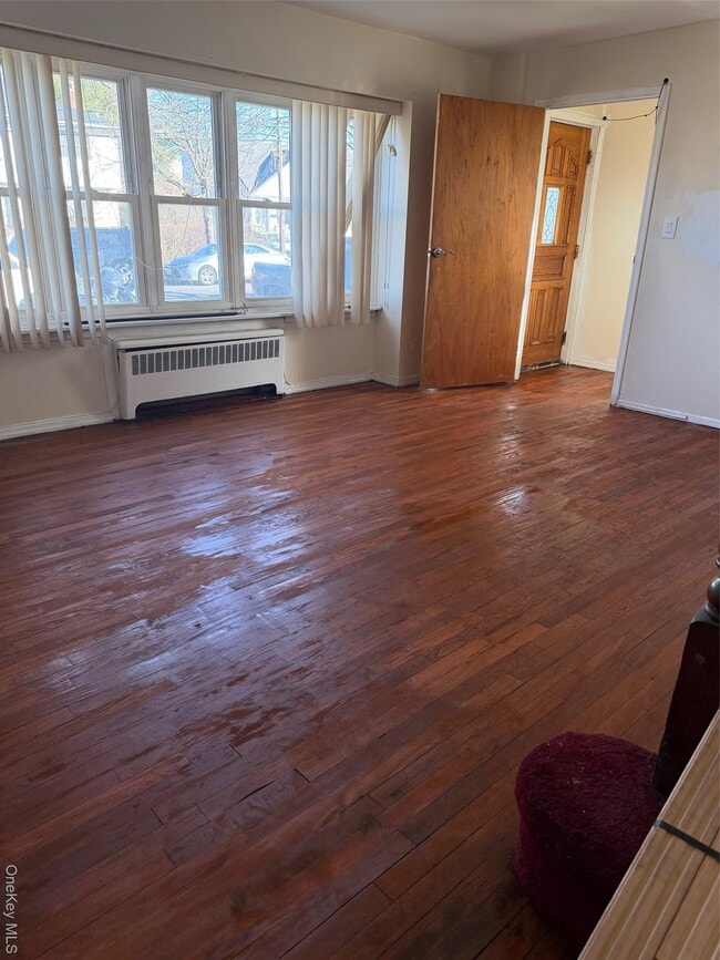 Photo - 650 Winthrop Dr