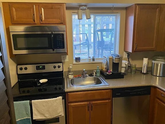 Photo - 1541 Edora Road