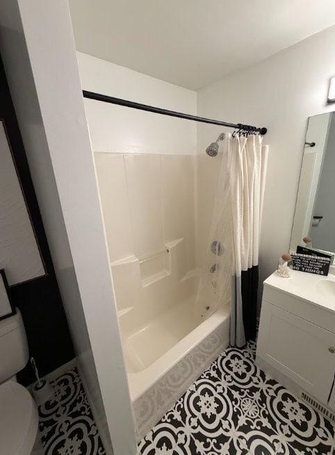 Photo - 6811 Sawmill Cir