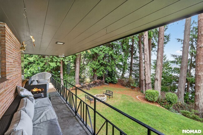 Photo - 28790 WA-104