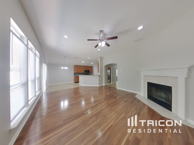 Photo - 495 Apple Creek Dr