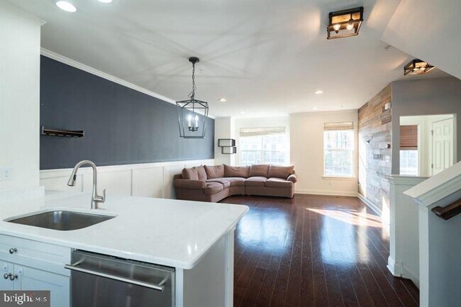 Photo - 27127 Hickory Ln