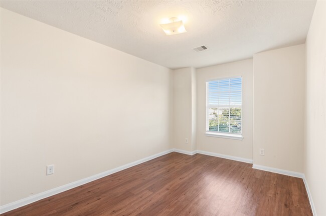 Photo - 15606 Kiplands Bend Dr