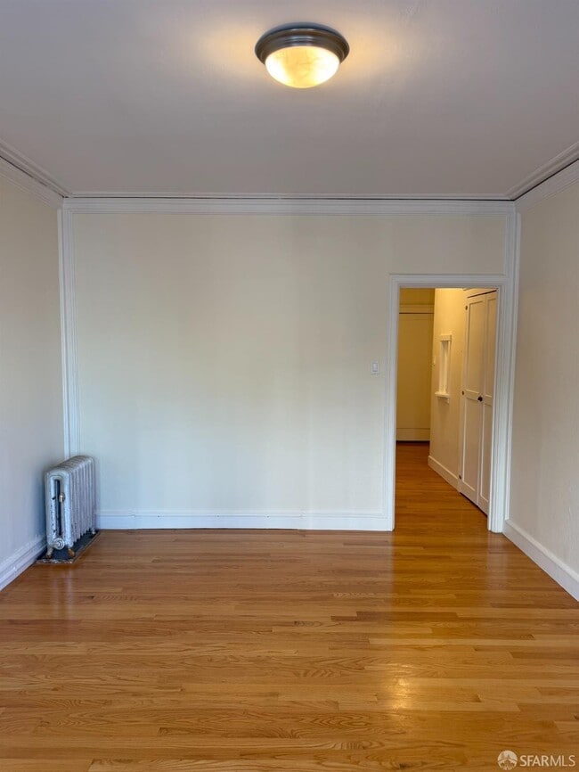 Photo - 3315 Steiner St