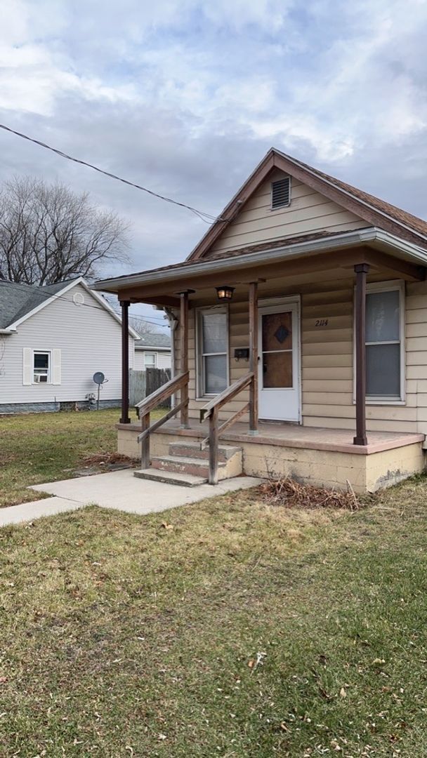 2 Bedroom House - East Toledo - 2 Bedroom House - East Toledo