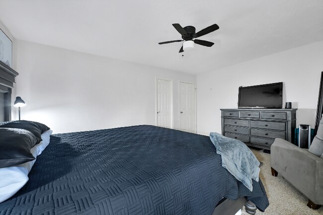 Photo - 503 Ellingham Dr