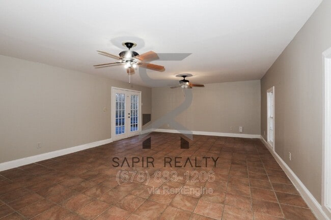 Photo - 1441 Blvd Lorraine SW