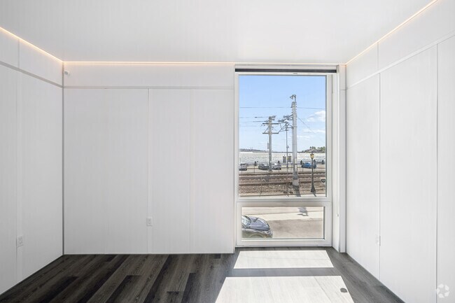 1BR, 1BA - 520SF - Bedroom