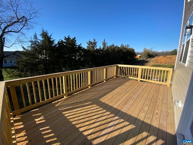 Photo - 277 Willowshire Ct