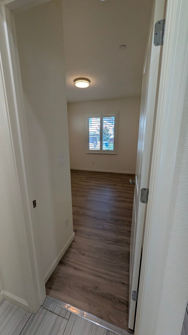 Photo - 1140 Bonino Way