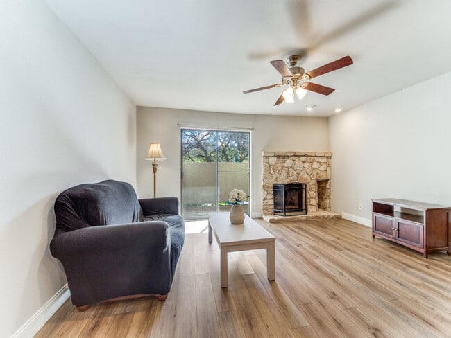 Photo - 5322 Medical Dr Unit C103