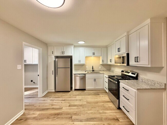 Photo - Newly Renovated Duplex for Rent!