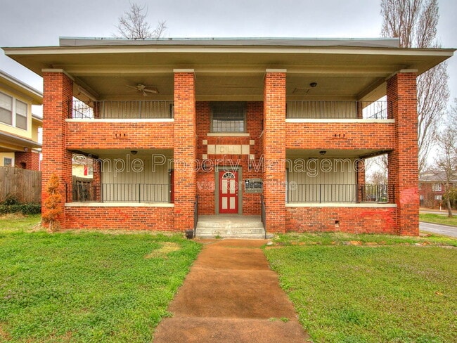 Building Photo - 201 NW 17th St Unit 1